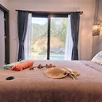 Villa Private Detached With Swimming Pool In Inlice,