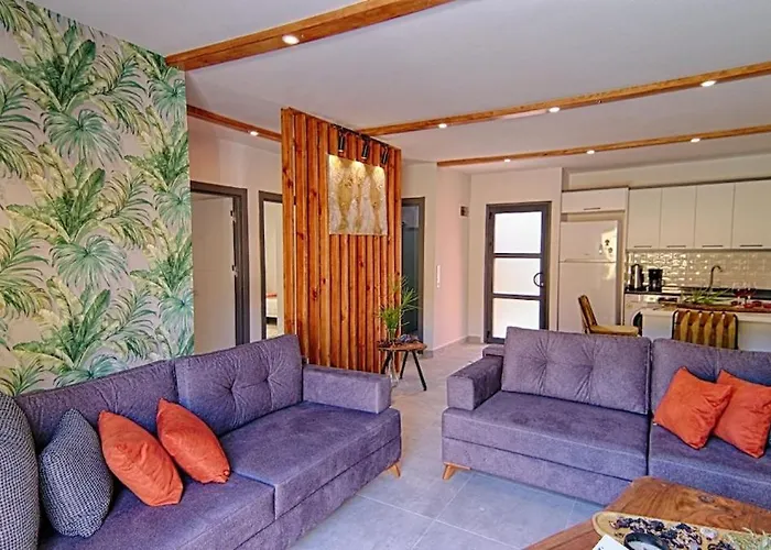 Private Detached With Swimming Pool In Inlice, Villa *